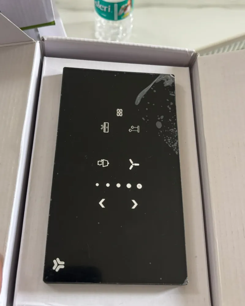Black glass panel, square: Fan speed, dimming and loads